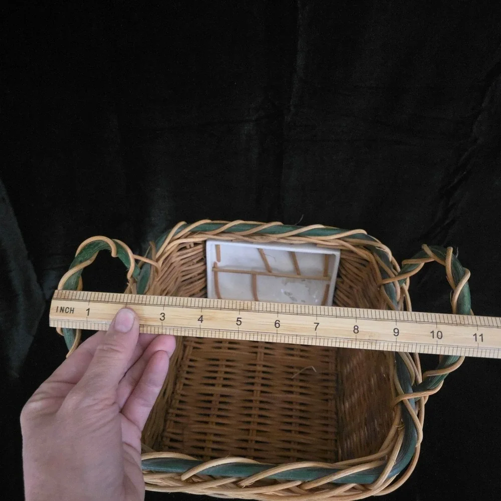 Woven Wicker Basket with Apple Ceramic Tile Green Trim‎ Farmhouse Cottagecore